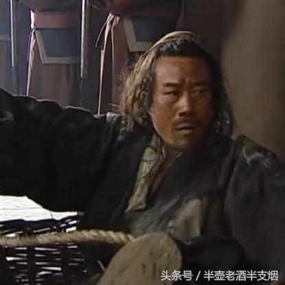 水浒宋江传：五虎将高俅带头反叛，宋江团结山贼合力抗敌，万众瞩目的血雨腥风暗潮涌动。